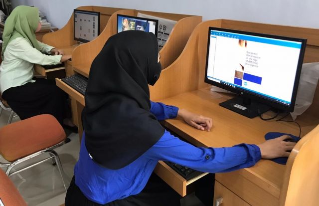 PENGALAMAN MEMBACA EBOOK PADA LAYANAN DIGITAL LIBRARY UMI
